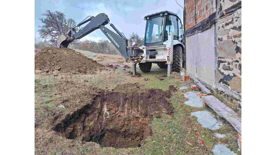 MİNARE TEMEL KAZISI -Hüseyin TOPÇU beye Teşekkür ederiz.